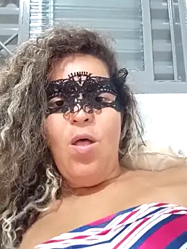 RaphinhaSanches online show from 4, 12, 2025