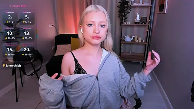 Millie Vanillies online show from 7, 11, 2025