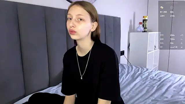 EllieDream online show from 3, 10, 2025