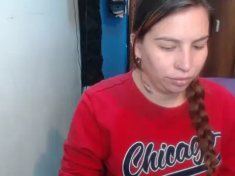 cloequeen15 online show from 24, 2, 2026