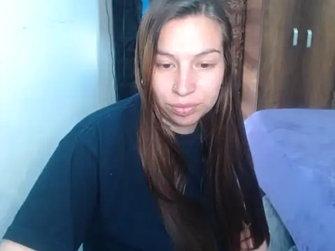 cloequeen15 online show from 3, 3, 2026