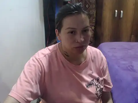 cloequeen15 online show from 11, 4, 2026