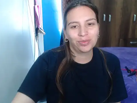 cloequeen15 online show from 2, 2, 2026