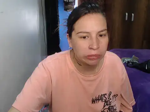 cloequeen15 online show from 13, 3, 2026