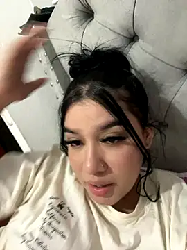 Aliciawhitee online show from 10, 11, 2025