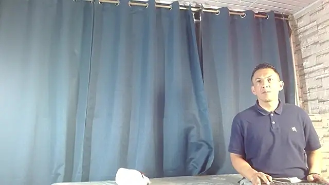 mollyandsam303av online show from 23, 3, 2026