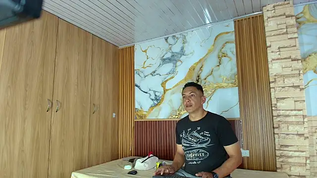 mollyandsam303av online show from 19, 3, 2026