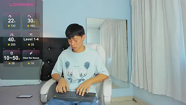 Abraham horny18 online show from 7, 11, 2025