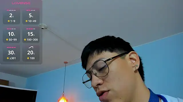 Abraham horny18 online show from 31, 10, 2025