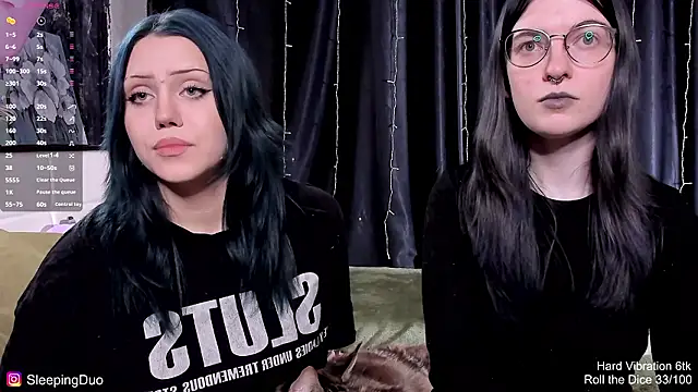 Threesomebabes online show from 17, 2, 2026