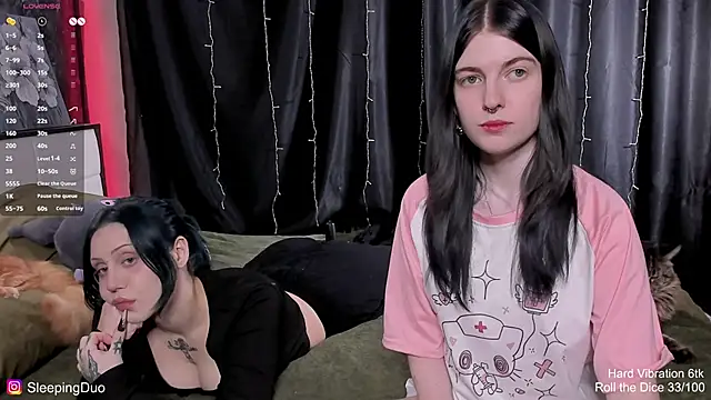 Threesomebabes online show from 13, 2, 2026