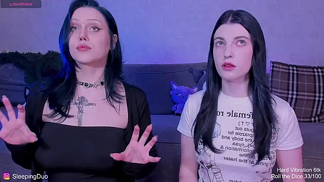 Threesomebabes online show from 14, 6, 2026