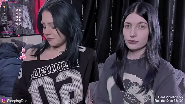 Threesomebabes online show from 7, 1, 2026