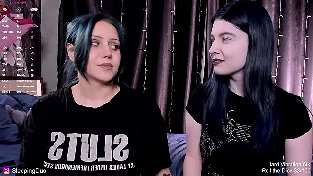 Threesomebabes online show from 28, 2, 2026