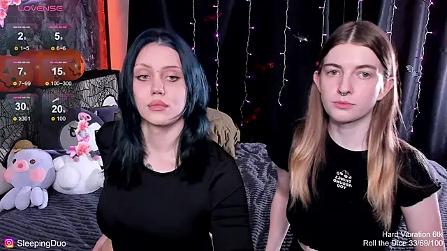 Threesomebabes online show from 20, 10, 2025