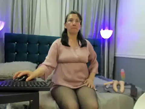 Oriana Jhonson online show from 27, 5, 2026