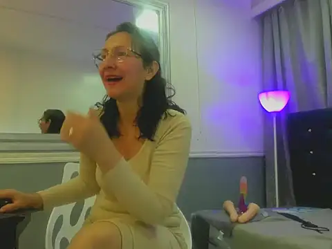 Oriana Jhonson online show from 24, 2, 2026