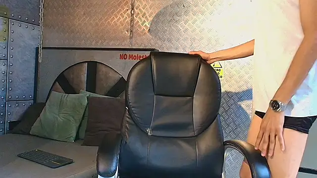 MarcusRain  online show from 15, 11, 2025