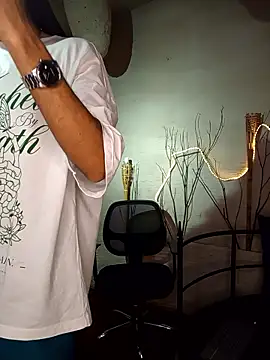 MarcusRain  online show from 8, 1, 2026