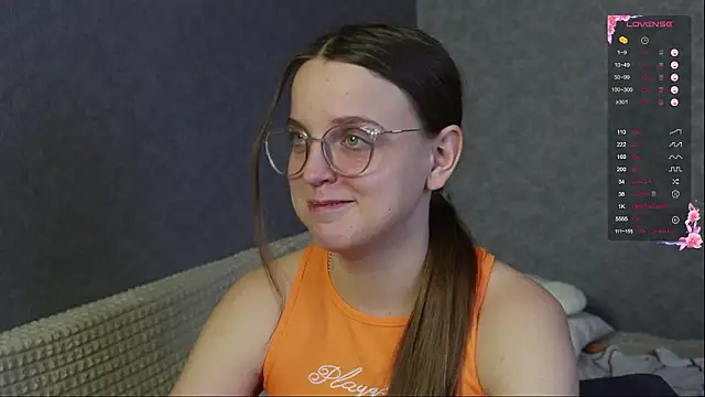 Violetwin online show from 23, 3, 2026