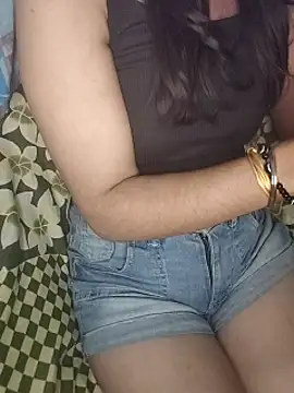 Laila Pahadi online show from 21, 11, 2025