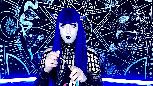 naomi satan online show from 21, 12, 2025