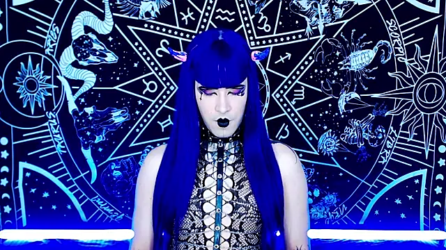 naomi satan online show from 30, 11, 2025