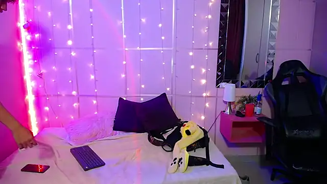 Justin gray  online show from 4, 10, 2025