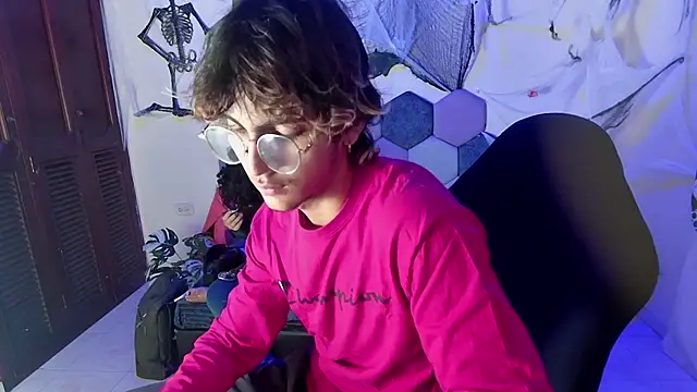 Snapshot of 2006_tgn chatting on 27, 10, 2025 2006 tgn online show from 27, 10, 2025