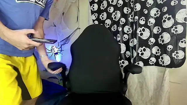 Snapshot of 2006_tgn chatting on 20, 10, 2025 2006 tgn online show from 20, 10, 2025