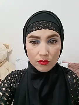 Snapshot of jamila_zair chatting on 9, 6, 2026 jamila zair online show from 9, 6, 2026