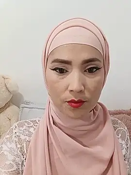 Snapshot of jamila_zair chatting on 29, 5, 2026 jamila zair online show from 29, 5, 2026