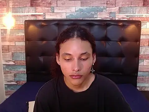 Andrew Landry online show from 6, 10, 2025