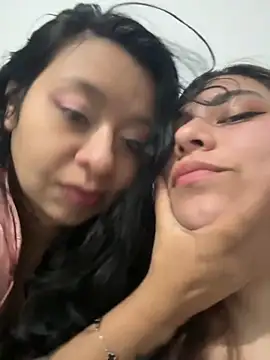 Snapshot of Lincy_and_hanna chatting on 21, 10, 2025 Lincy and hanna online show from 21, 10, 2025