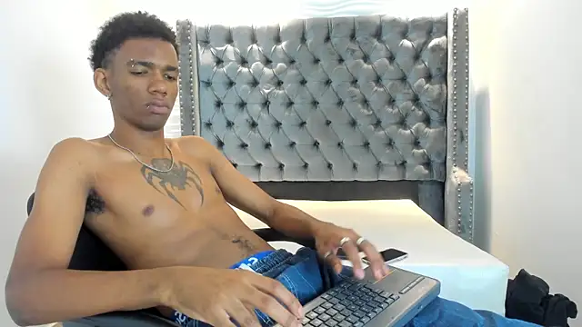 nero reyd online show from 21, 4, 2026