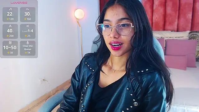 Snapshot of Milaa_Star_ chatting on 24, 10, 2025 Milaa Star online show from 24, 10, 2025