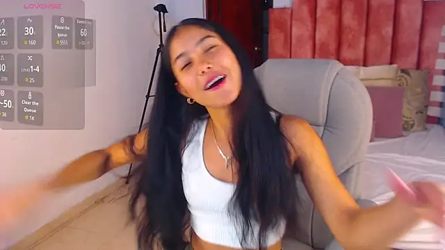 Snapshot of Milaa_Star_ chatting on 1, 10, 2025 Milaa Star online show from 1, 10, 2025