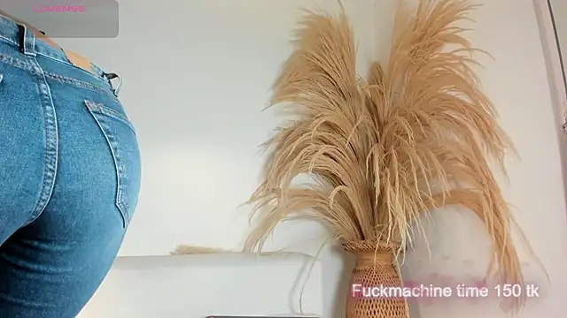 Snapshot of Noami_Rose chatting on 29, 11, 2025 Noami Rose online show from 29, 11, 2025