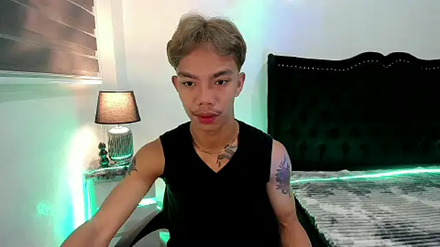jersthebigfuckerxxx online show from 4, 10, 2025