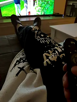 maialexte online show from 16, 12, 2025