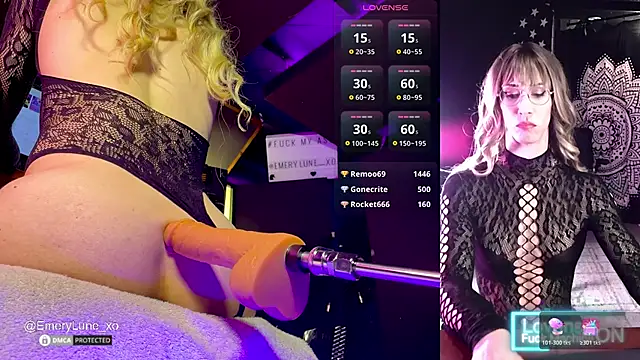 EmeryLune xo online show from 4, 12, 2025