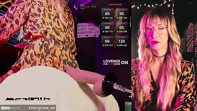 EmeryLune xo online show from 7, 1, 2026