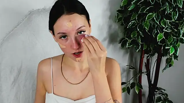 EileenMoores online show from 27, 9, 2025