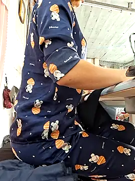 irina hana online show from 3, 12, 2025