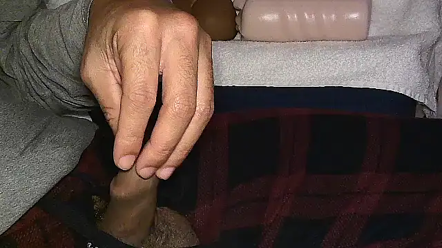 GRiZZLYBONE online show from 17, 10, 2025