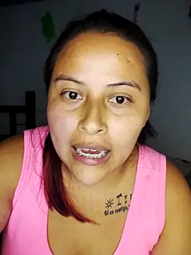 Snapshot of yelezia chatting on 9, 10, 2025 yelezia online show from 9, 10, 2025