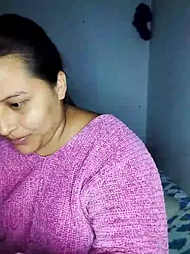 Snapshot of yelezia chatting on 18, 10, 2025 yelezia online show from 18, 10, 2025