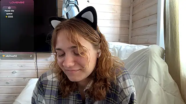 SunPunnyGirl online show from 12, 9, 2025