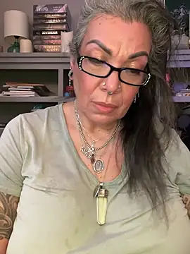 dieseldame1313 online show from 17, 7, 2026