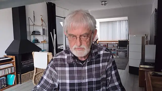 ewaldwillems99 online show from 2, 4, 2026